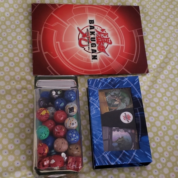 Other - Bakugan set